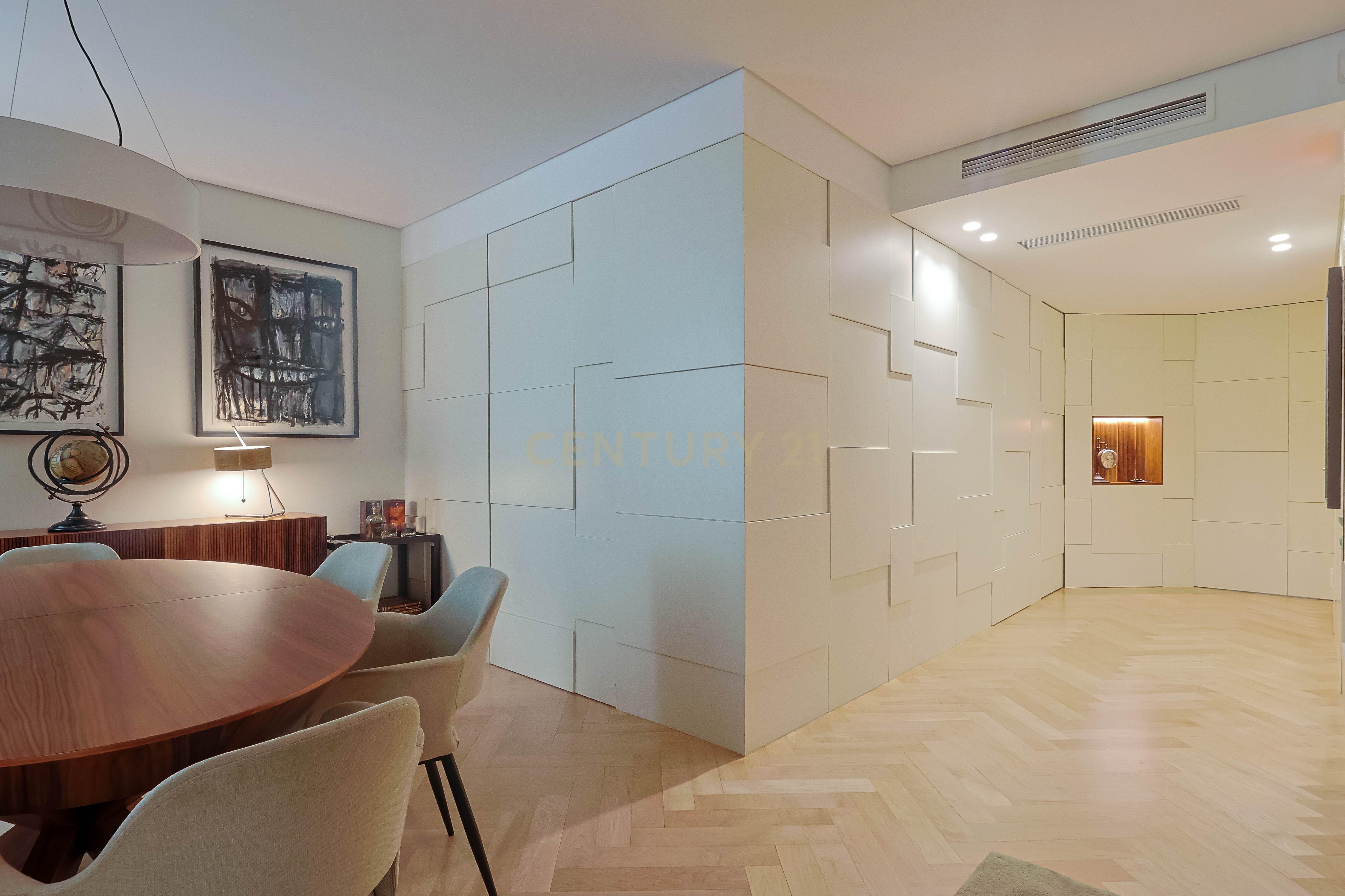 Apartamento T2 à venda na Avenida Brasil com vista Mar - Image 24