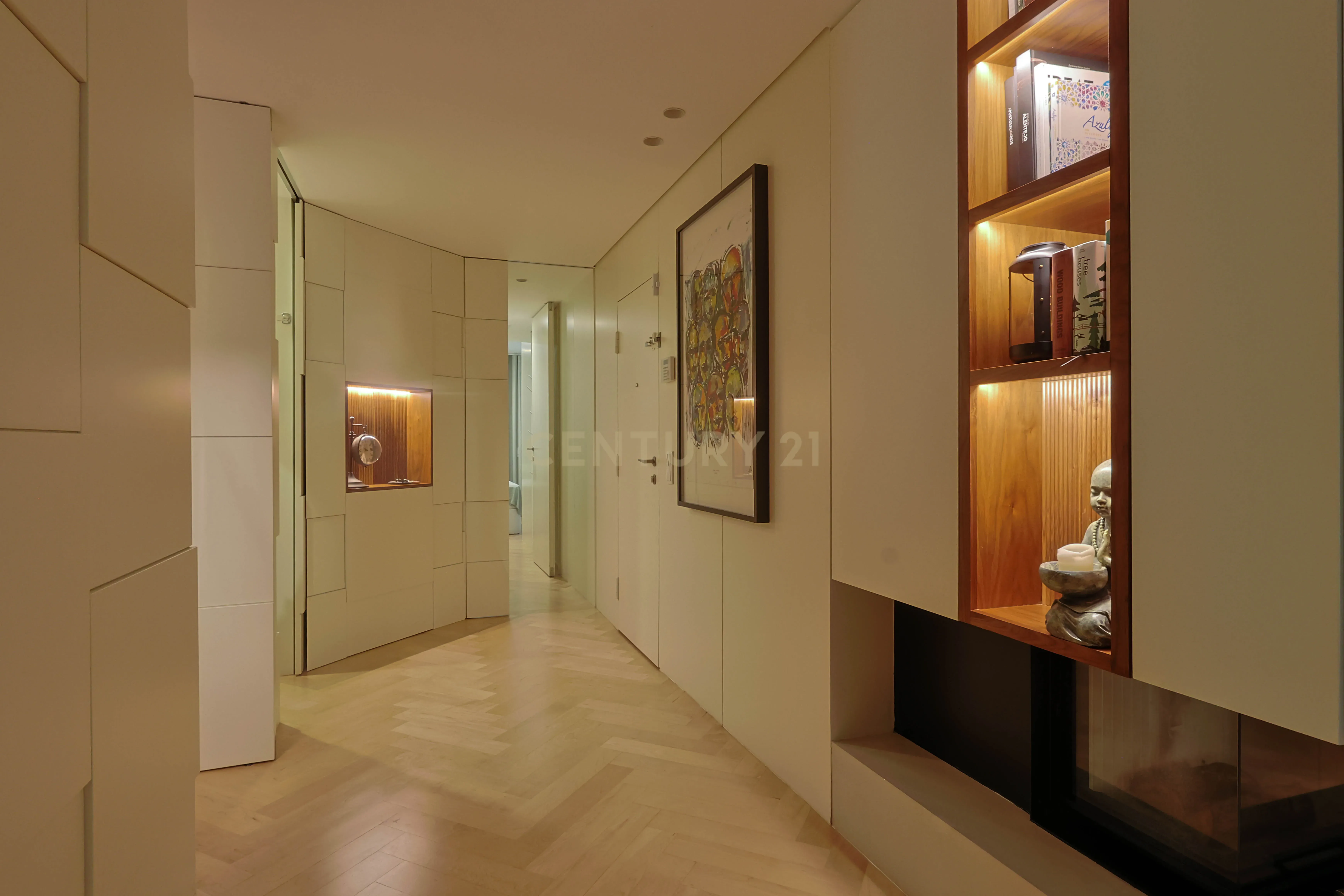 Apartamento T2 à venda na Avenida Brasil com vista Mar - Image 9