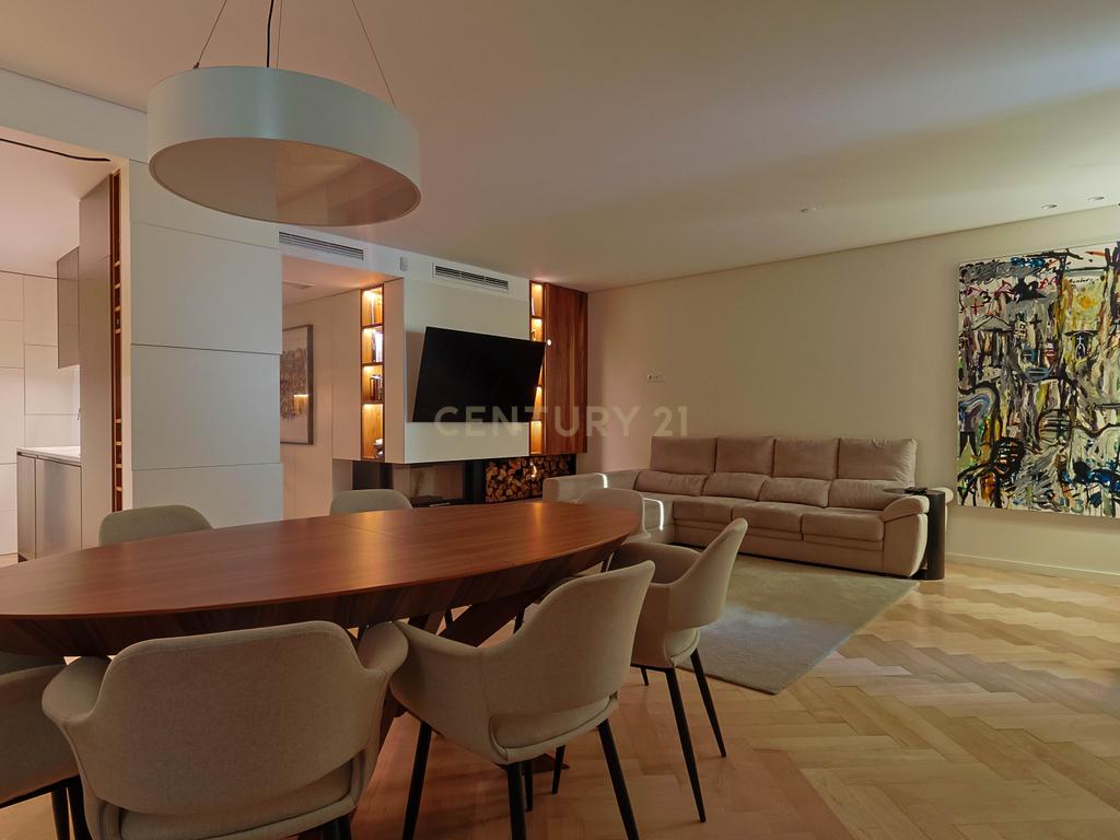 Apartamento T2 à venda na Avenida Brasil com vista Mar - Image 27