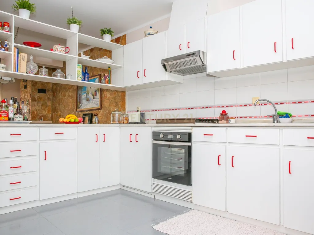Prédio em Propriedade Total - Habitação e Comércio - Image 36