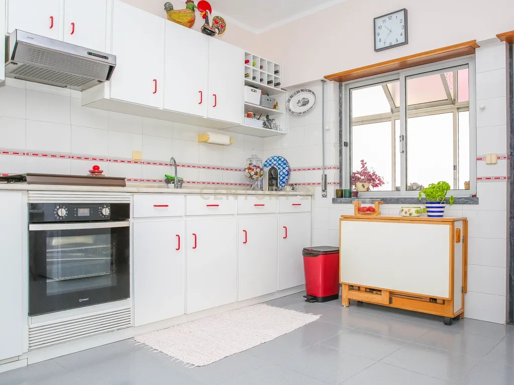 Prédio em Propriedade Total - Habitação e Comércio - Image 37