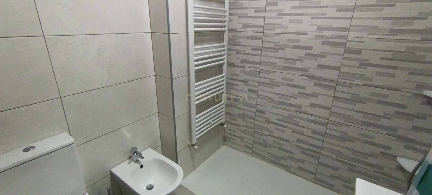 Apartamento pronto a habitar - Image 16