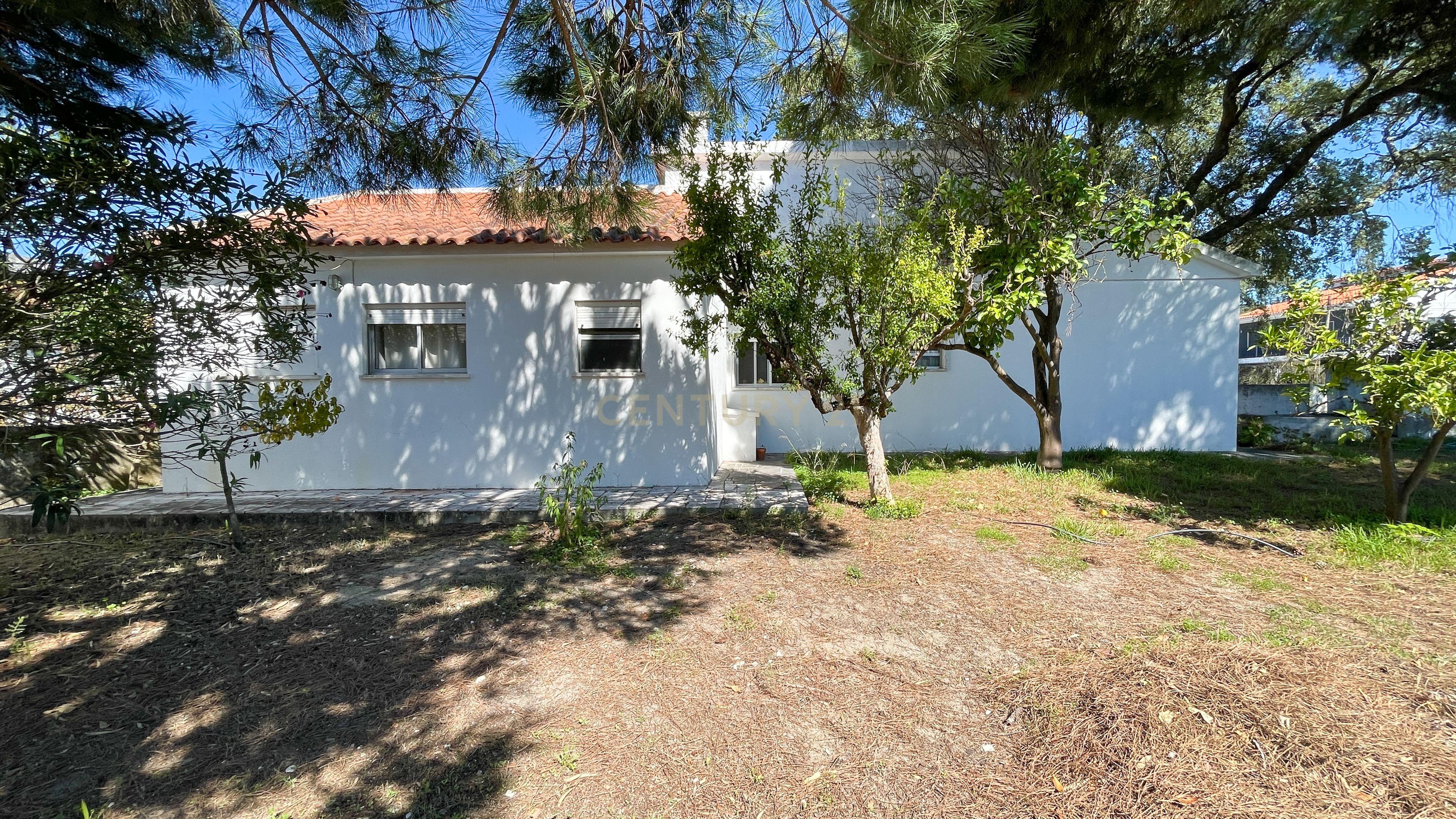 Moradia T2 - Fernão Ferro -Terreno 660 m2 - Image 2