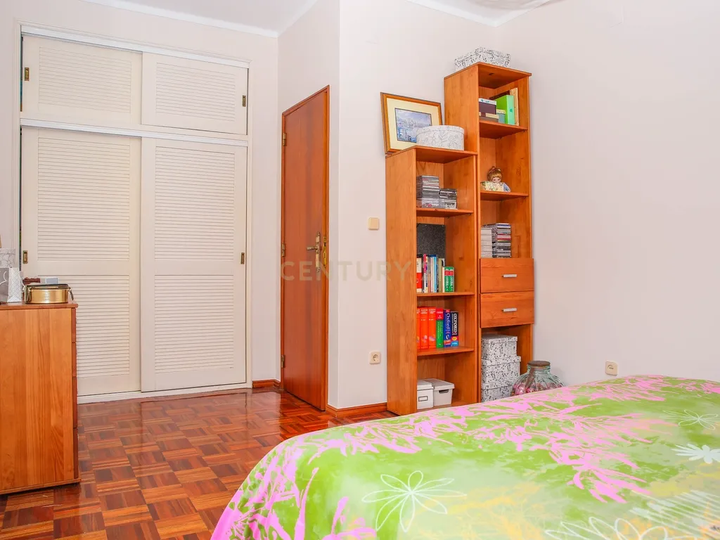 Prédio em Propriedade Total - Habitação e Comércio - Image 18