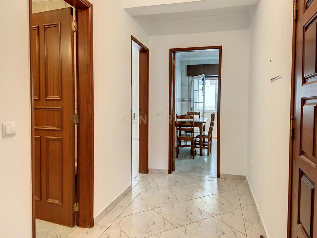 Apartamento T3 com Suite à Venda em Olhão – Bem localizado e com boas áreas - Image 12