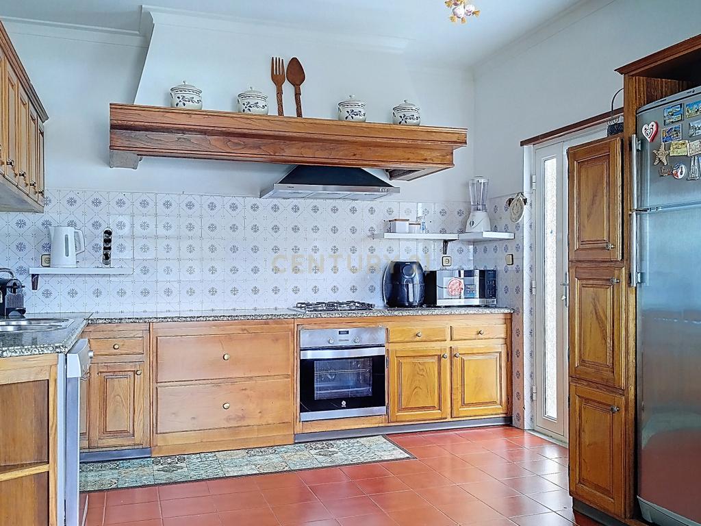 Excelente moradia com 4 quartos  - Image 21