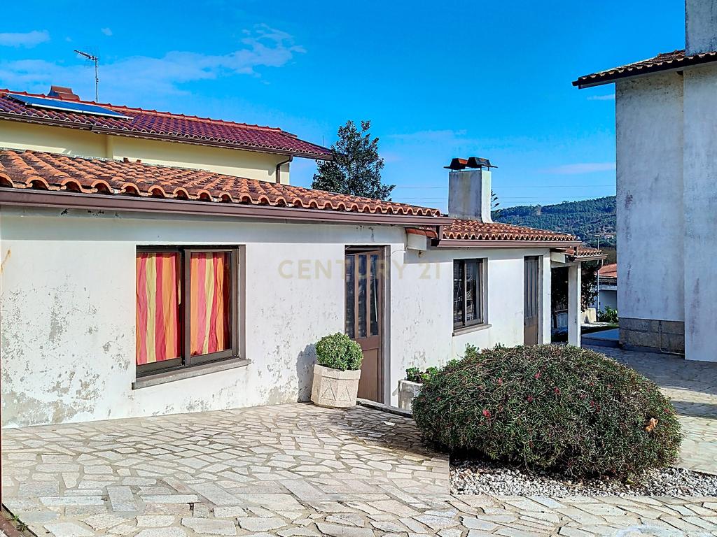 Excelente moradia com 4 quartos  - Image 11