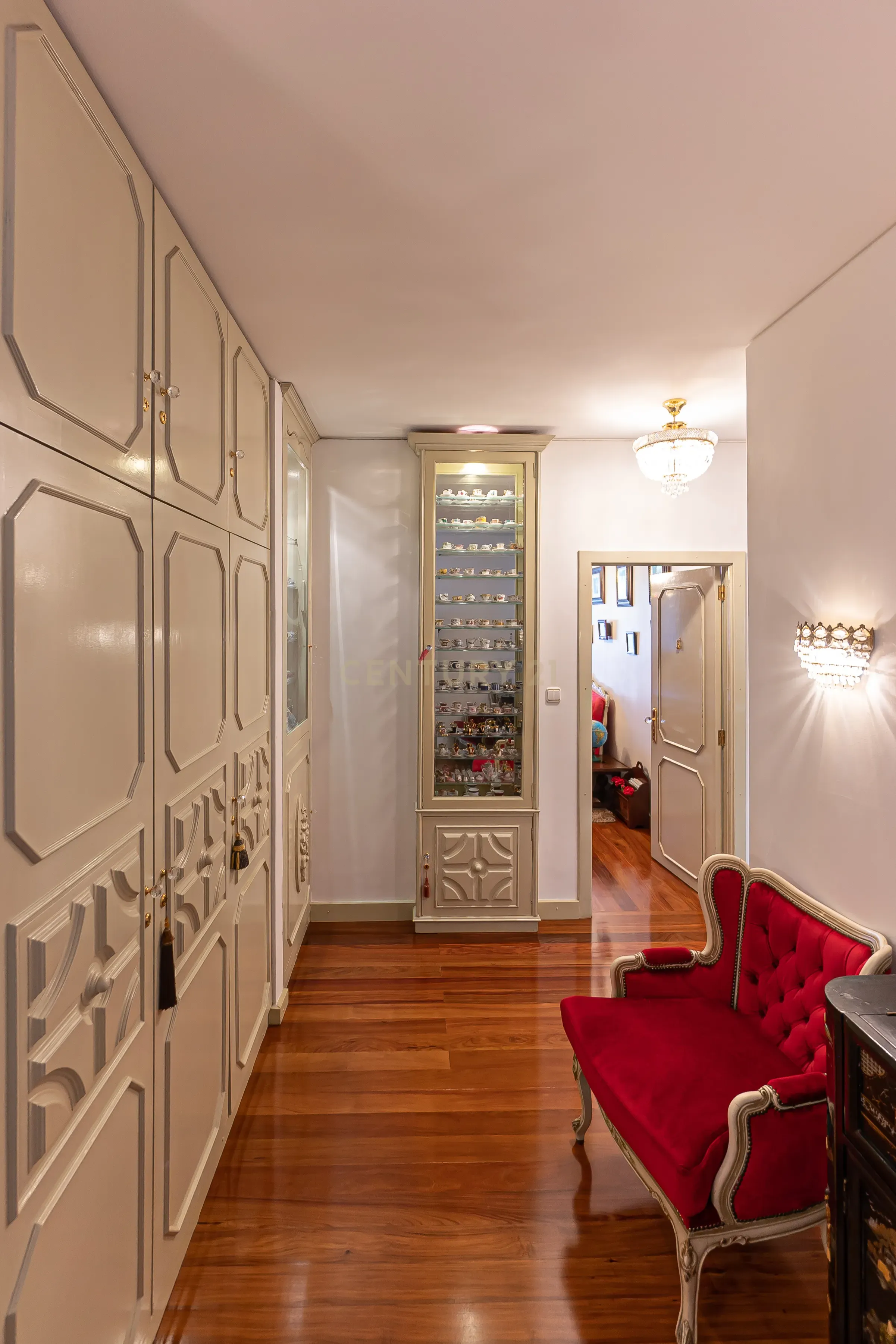 Apartamento T4+1 no Foco - Image 17
