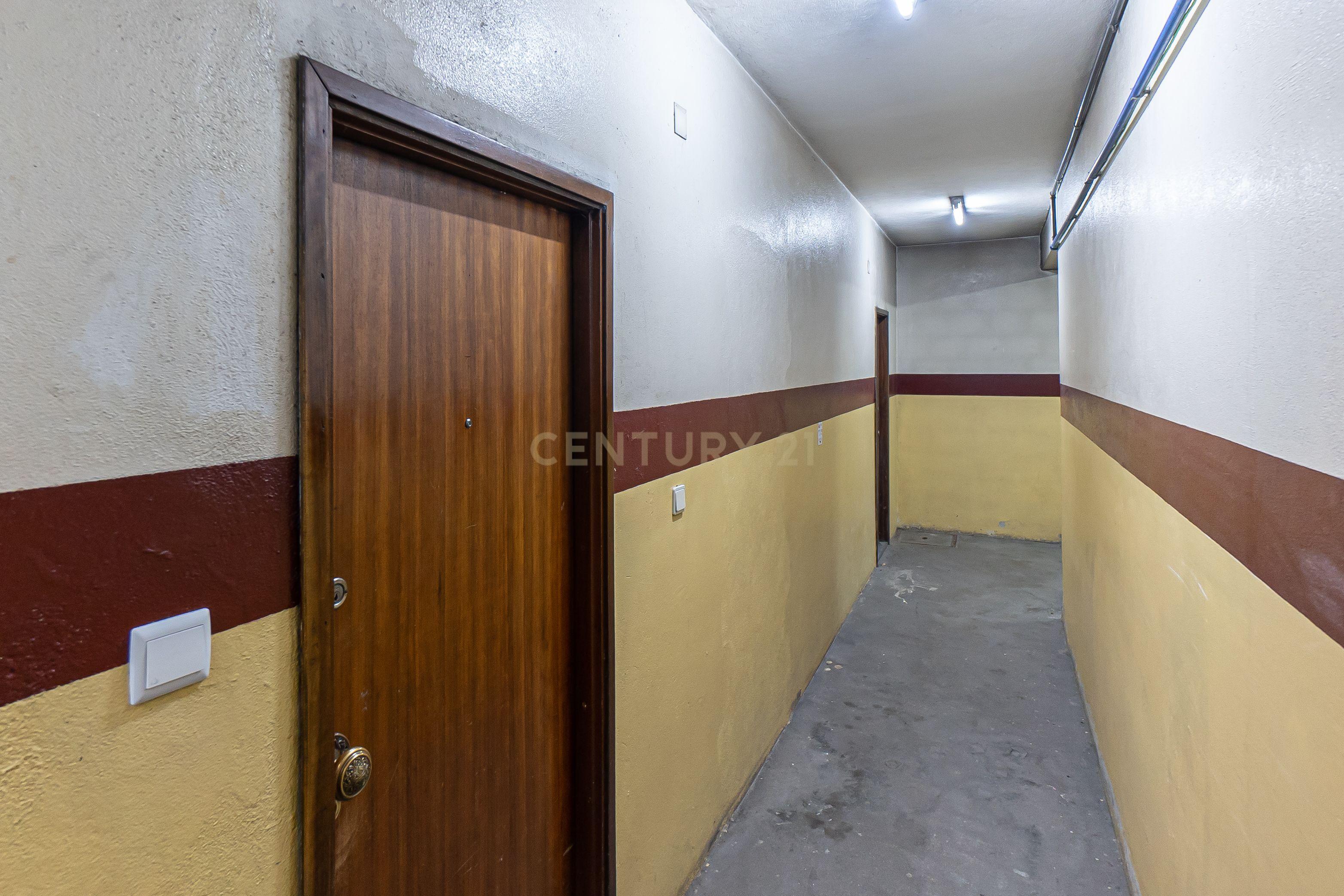 Apartamento T4+1 no Foco - Image 23