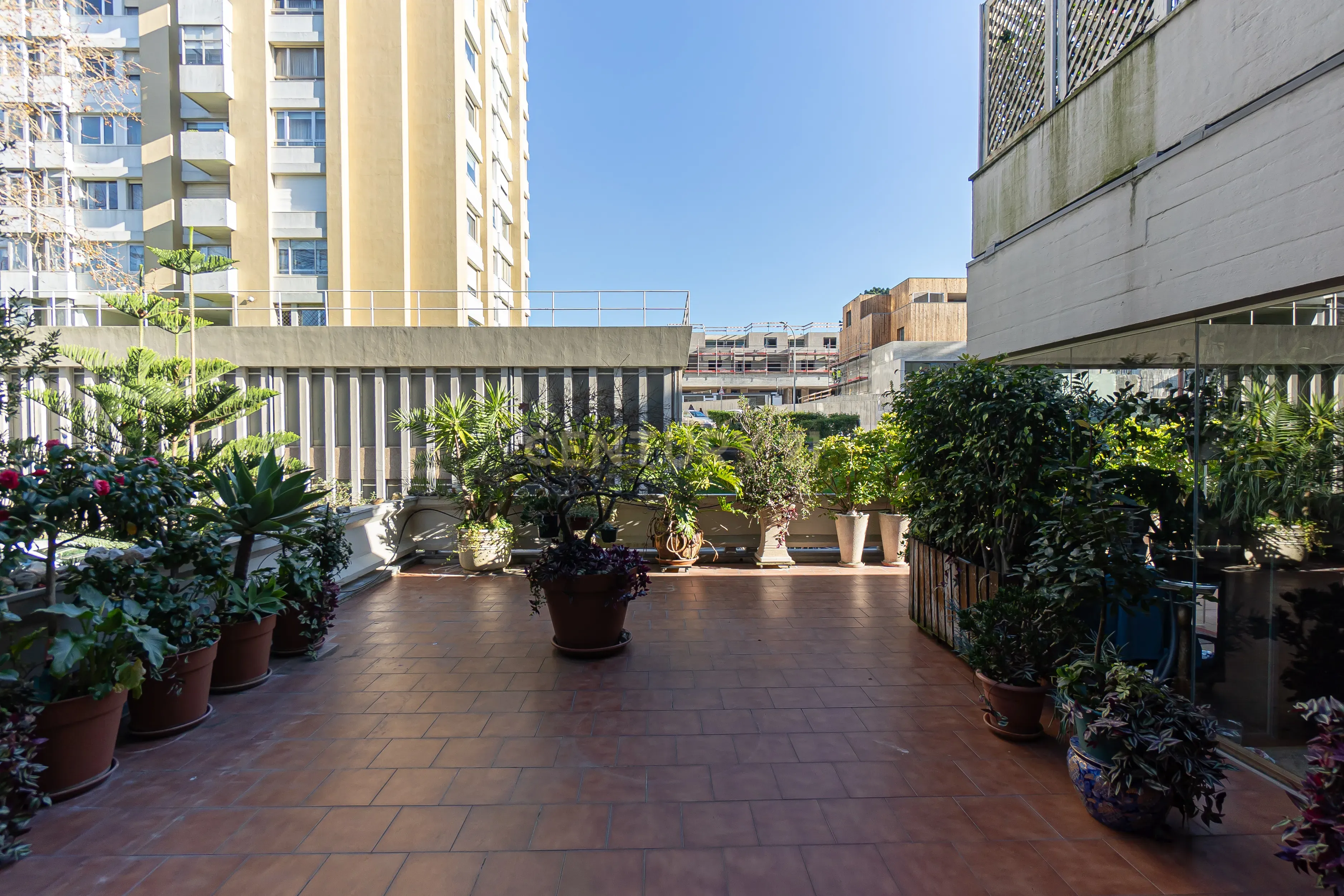 Apartamento T4+1 no Foco - Image 5