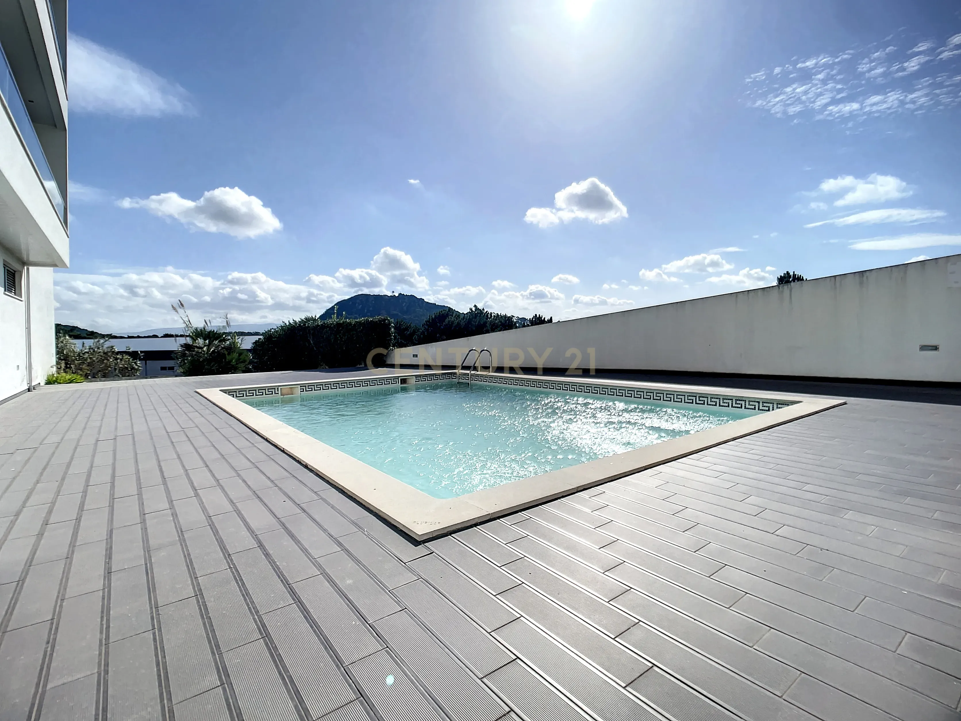 Apartamento T2 - Piscina - Terraço - Condominio Fechado - Nazaré - Image 26