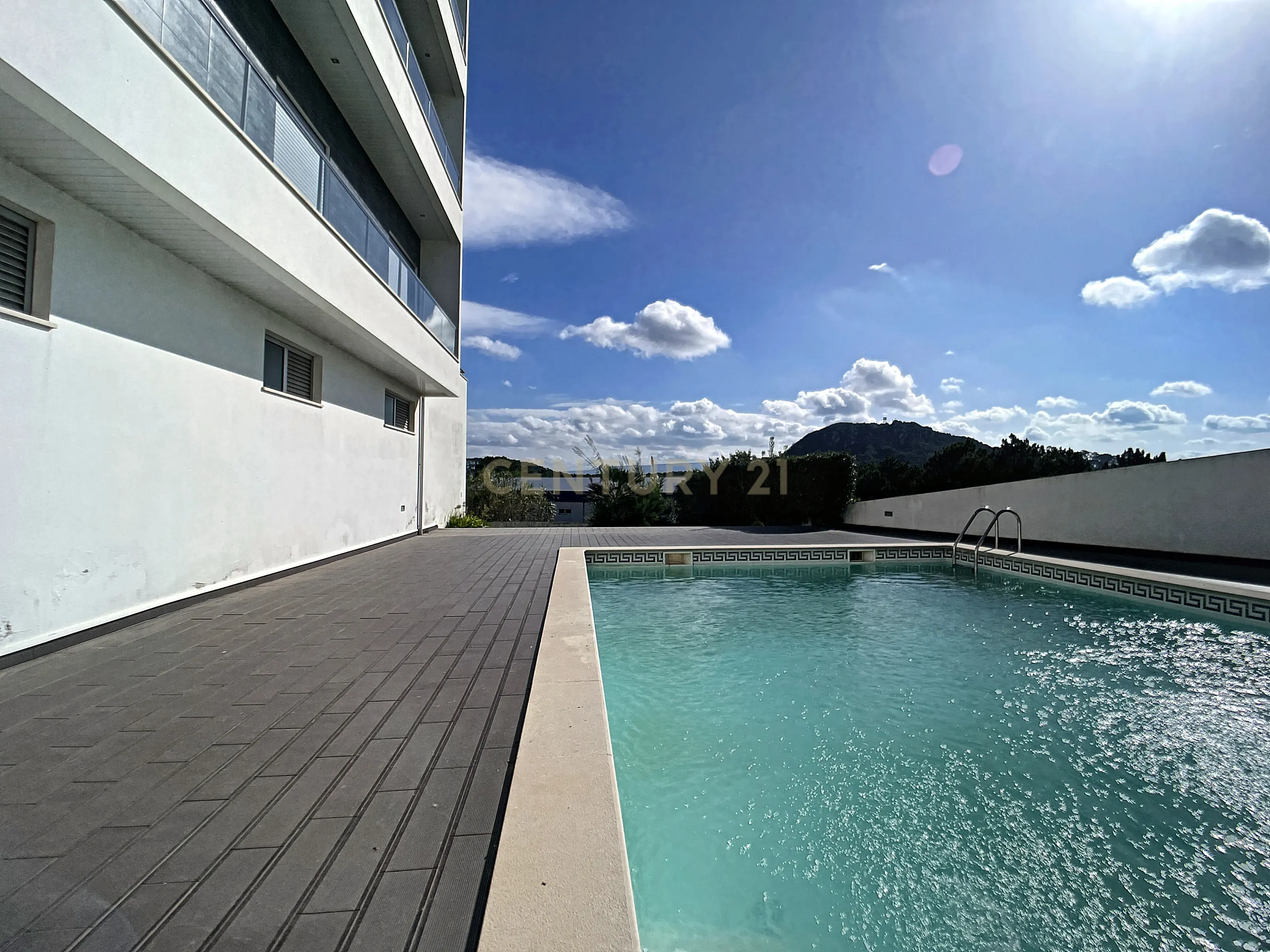Apartamento T2 - Piscina - Terraço - Condominio Fechado - Nazaré - Image 28