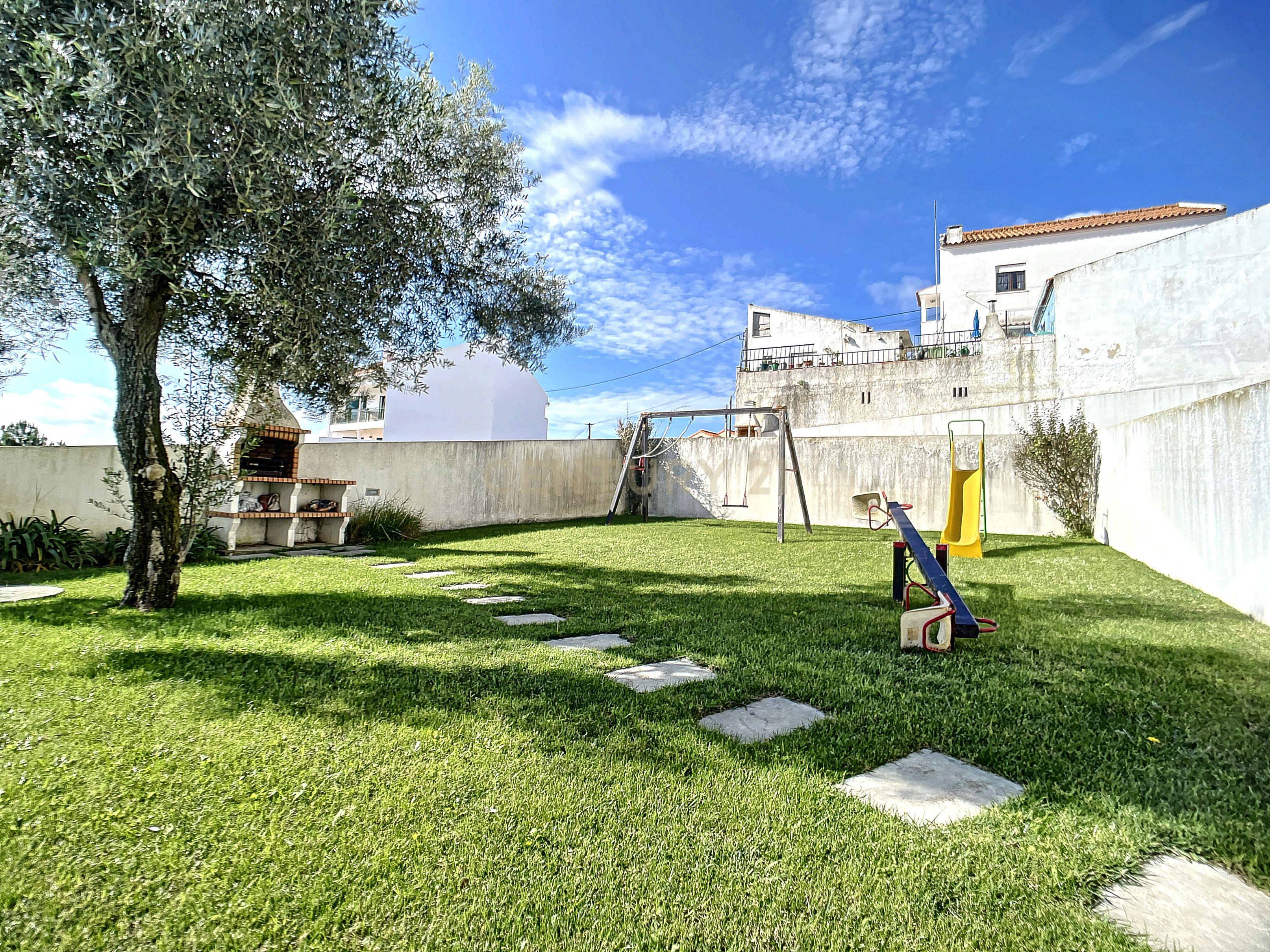 Apartamento T2 - Piscina - Terraço - Condominio Fechado - Nazaré - Image 25