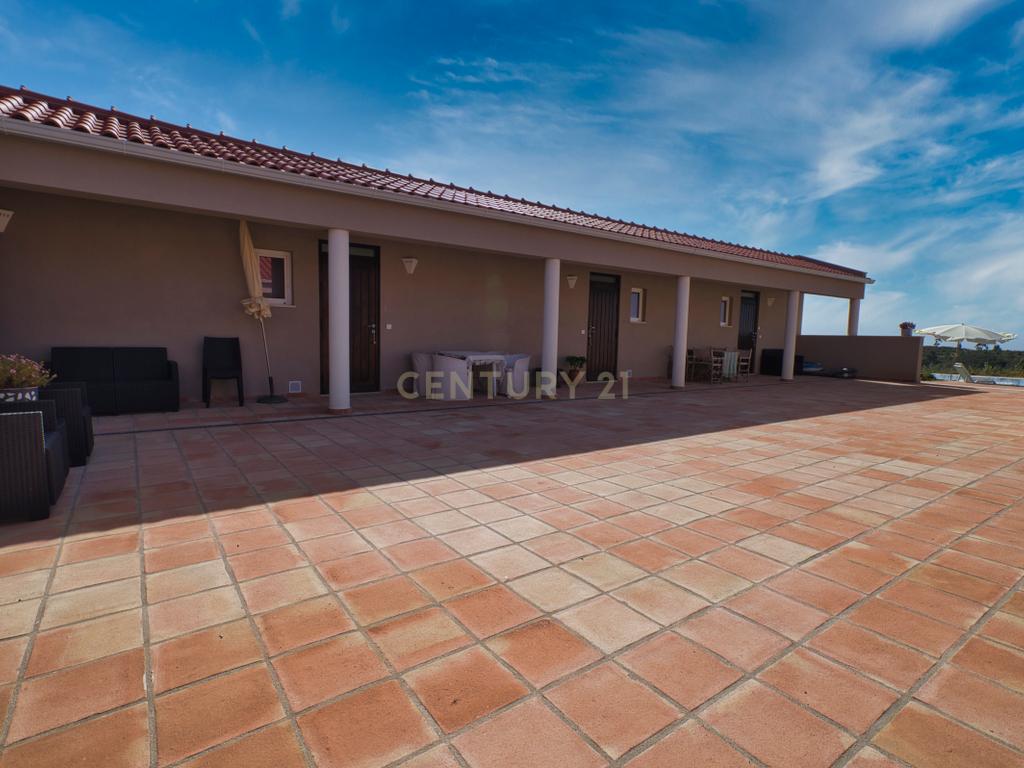 Herdade de 271 Hectares no Barlavento Algarvio, com moradia + 4 estudios, piscina, 9 barragens, 3 estufas. - Image 24