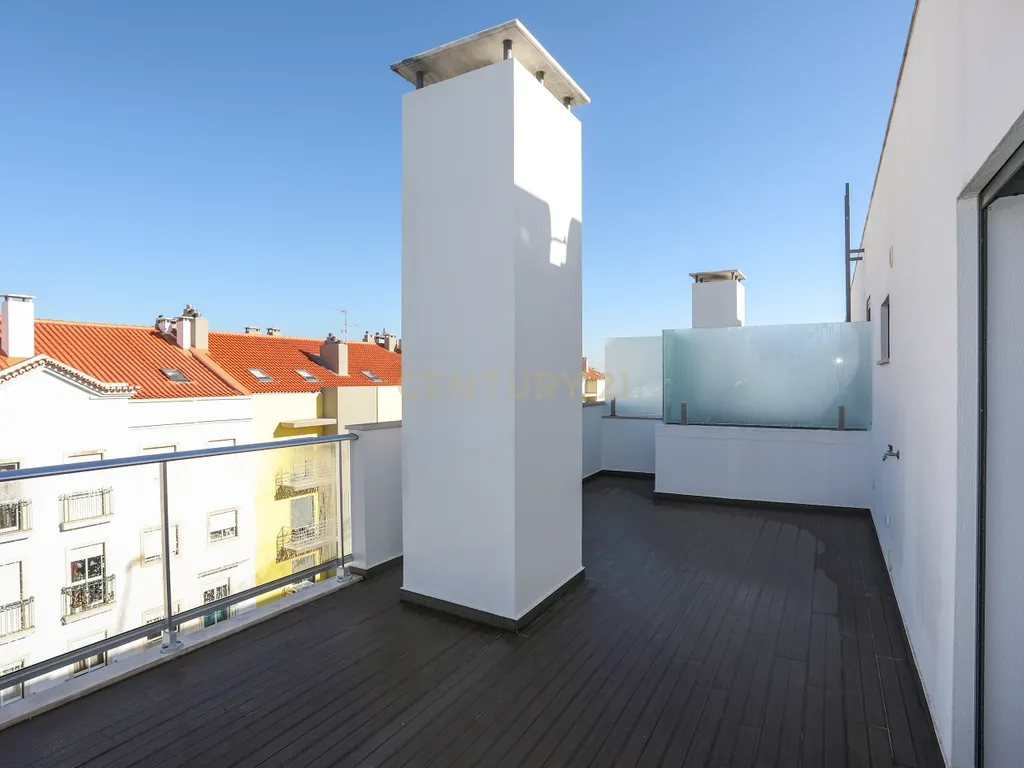 Apartamento T2 + 2 duplex novo com terraço, varanda e box para 2 viaturas - Image 26