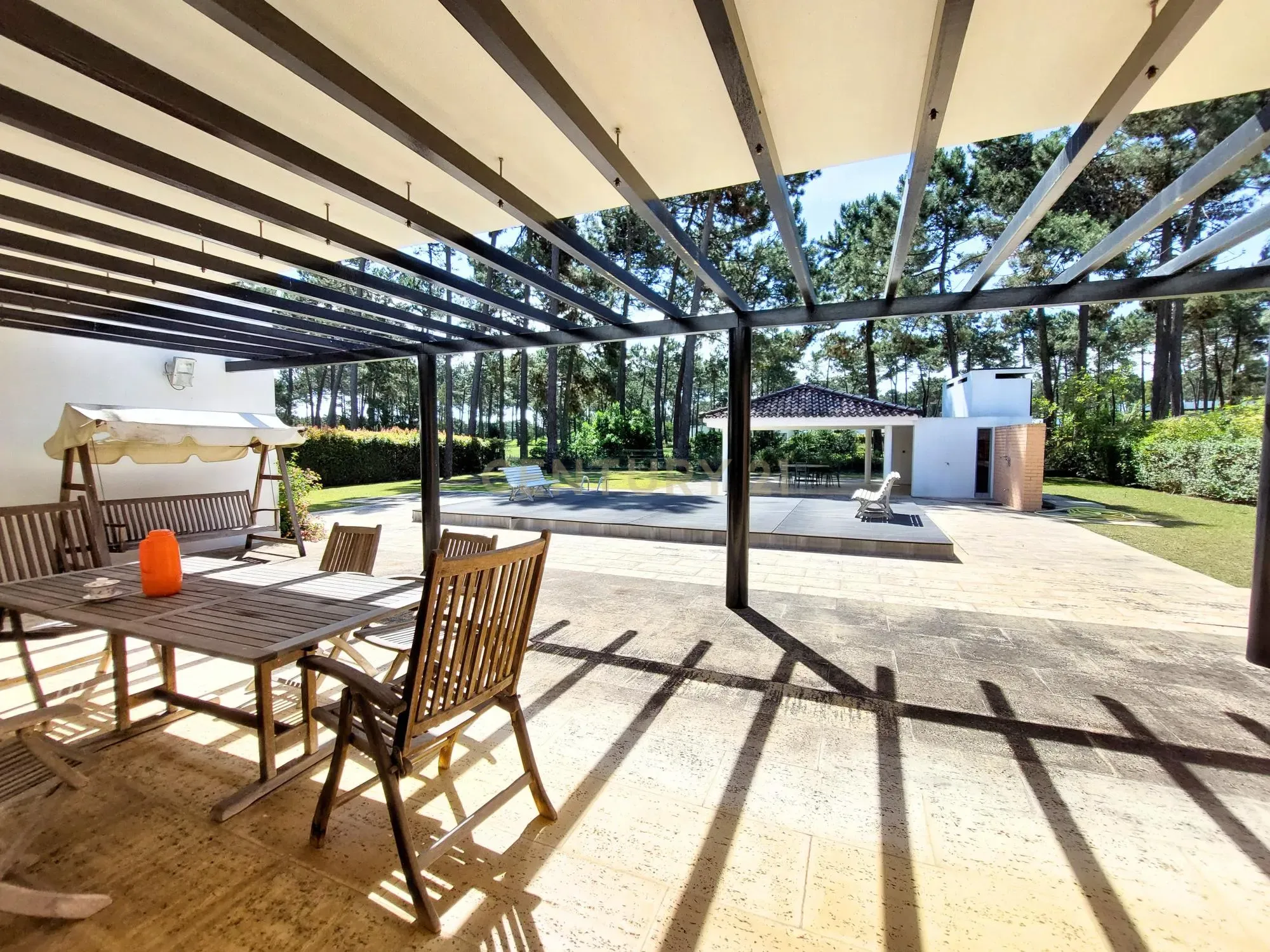 Moradia T4 | Grande terreno com 1760m2 | Piscina - Image 6