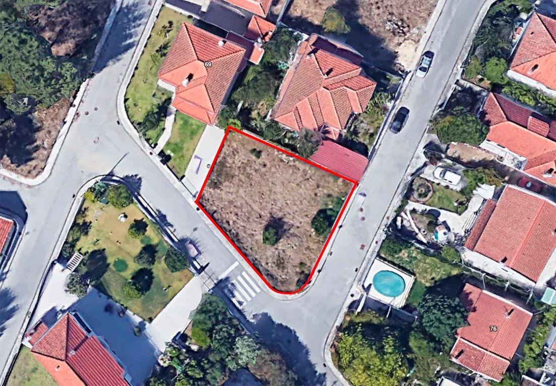 Lote de terreno para construção com 386 m2 na Lagoa de Albufeira - Image 1