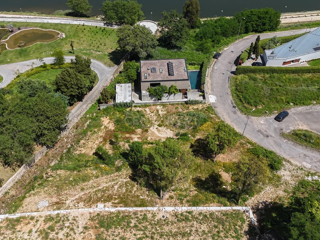Terreno de 2000m² com Vista para o Douro e Projeto Aprovado Luxo e tranquilidade ao lado do Vinha Boutique Hotel - Image 13