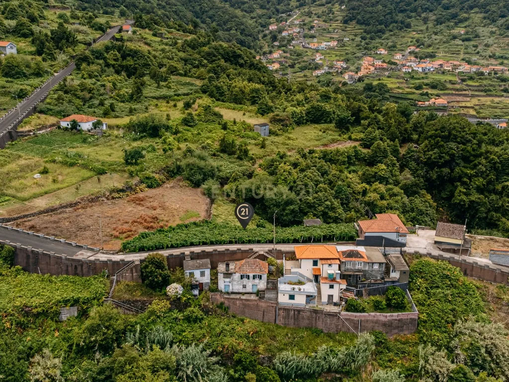 Terreno Rústico com Potencial de Construção, Localizado em Boaventura – São Vicente - Image 4