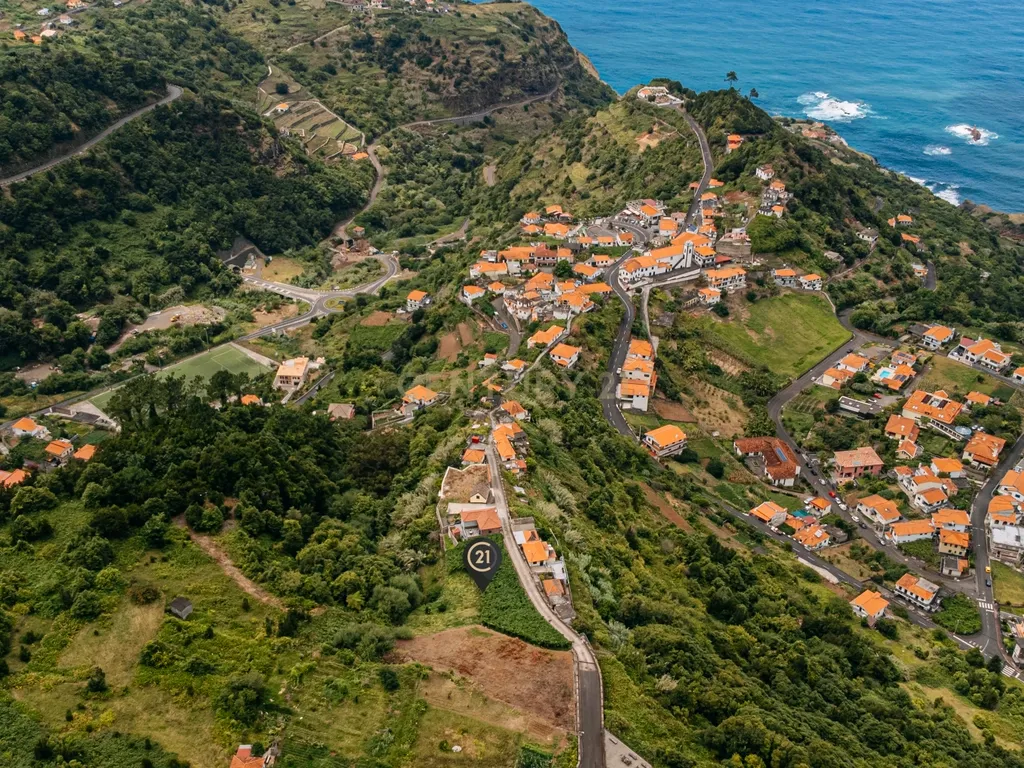 Terreno Rústico com Potencial de Construção, Localizado em Boaventura – São Vicente - Image 26