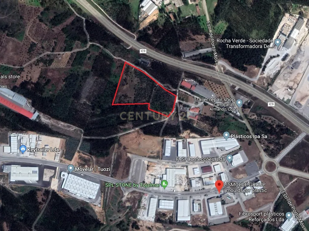 Terreno junto à zona industrial da Amarela em Porto de Mós - Image 1