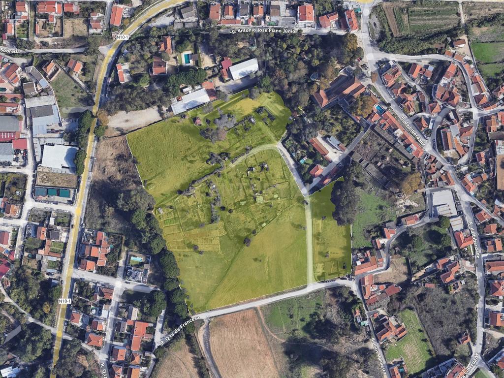 Terreno Urbanizável com 3 Hectares na Sobreda - elevada capacidade construtiva - habitação unifamiliar - Image 2