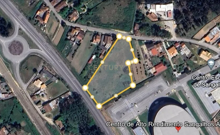 Terreno em Sangalhos - Image 2