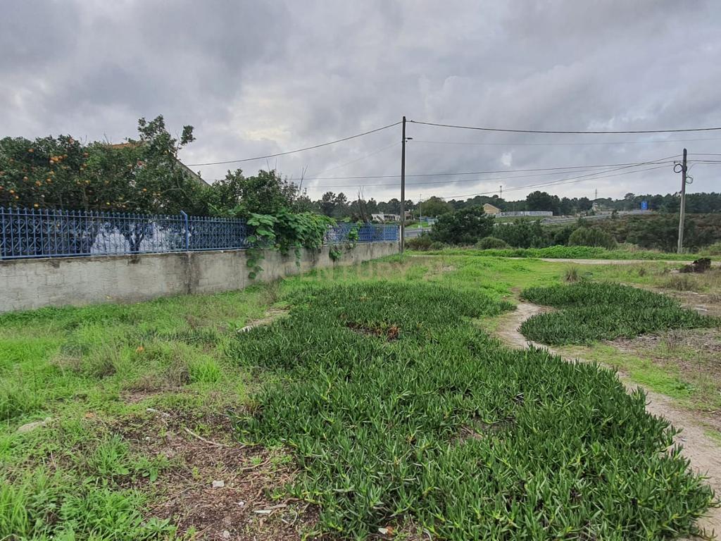 Terreno em Fernão Ferro inserido em lote de 680m2 = 2 lotes - Image 8