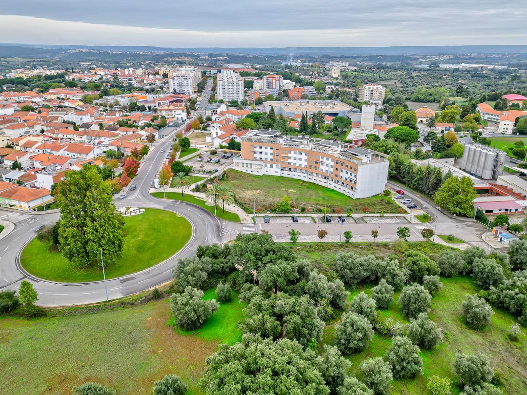 Torres Novas – Terreno para construção de Edifício. | C0291-00332