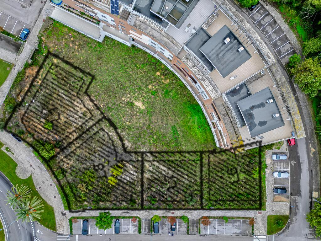 Torres Novas – Terreno para construção de Edifício. - Image 2