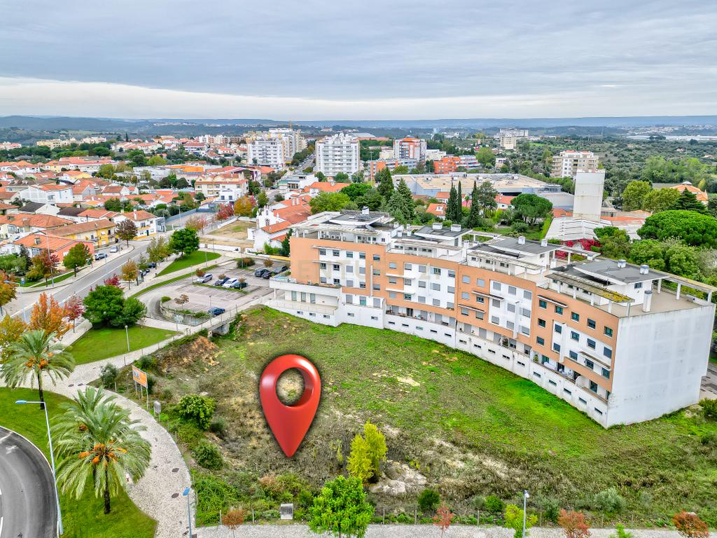 Torres Novas – Terreno para construção de Edifício. - Image 3