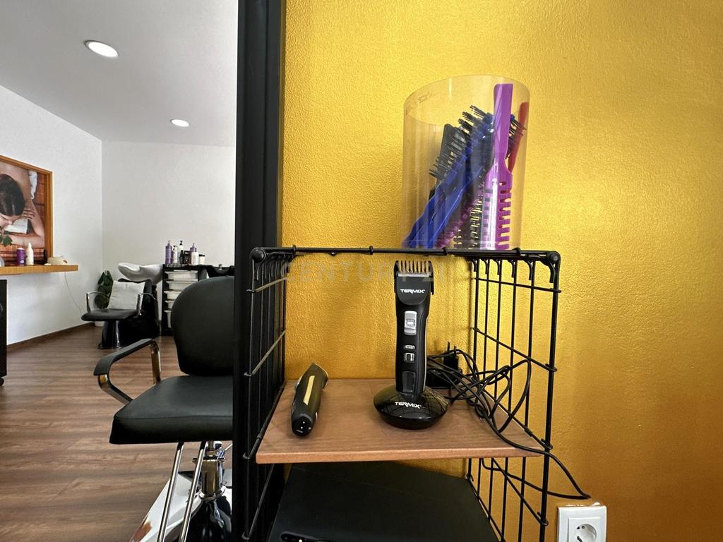 Venda de Negócio de Cabeleireiro e Estética no Centro do Porto - Image 27