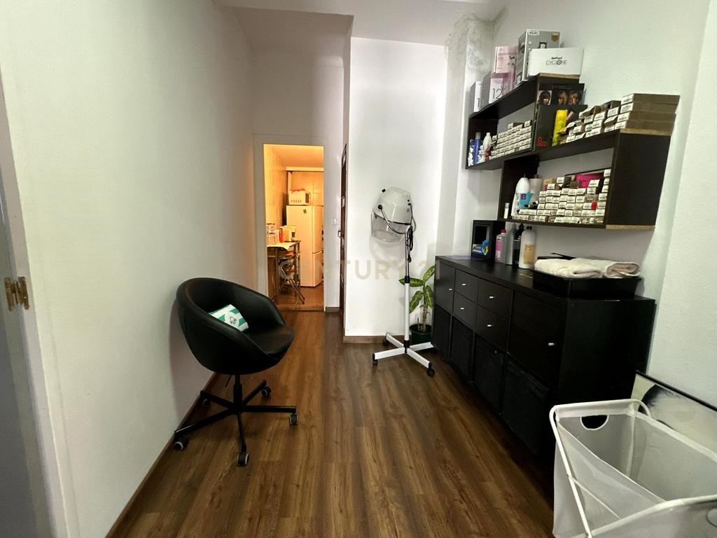 Venda de Negócio de Cabeleireiro e Estética no Centro do Porto - Image 10