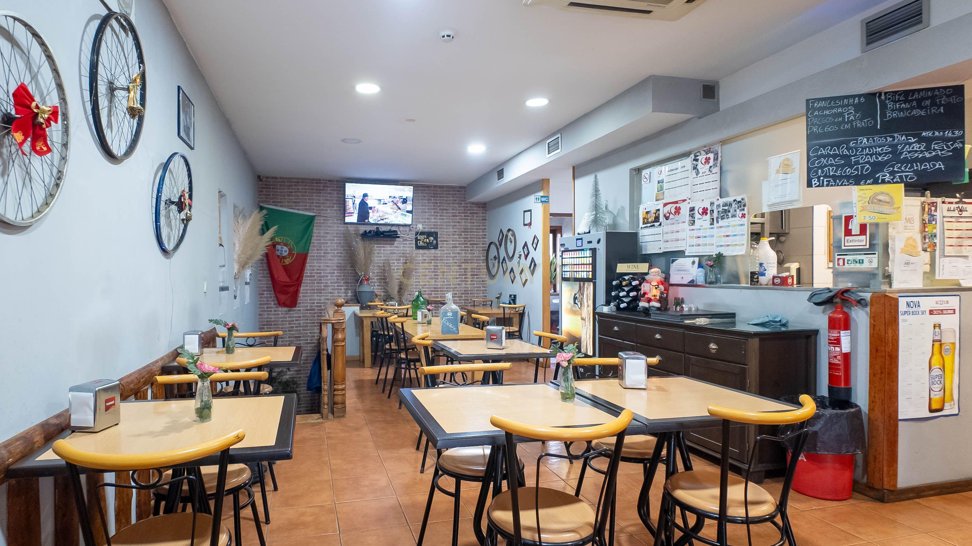 Espaço Comercial Para Venda em Gondomar - Image 7