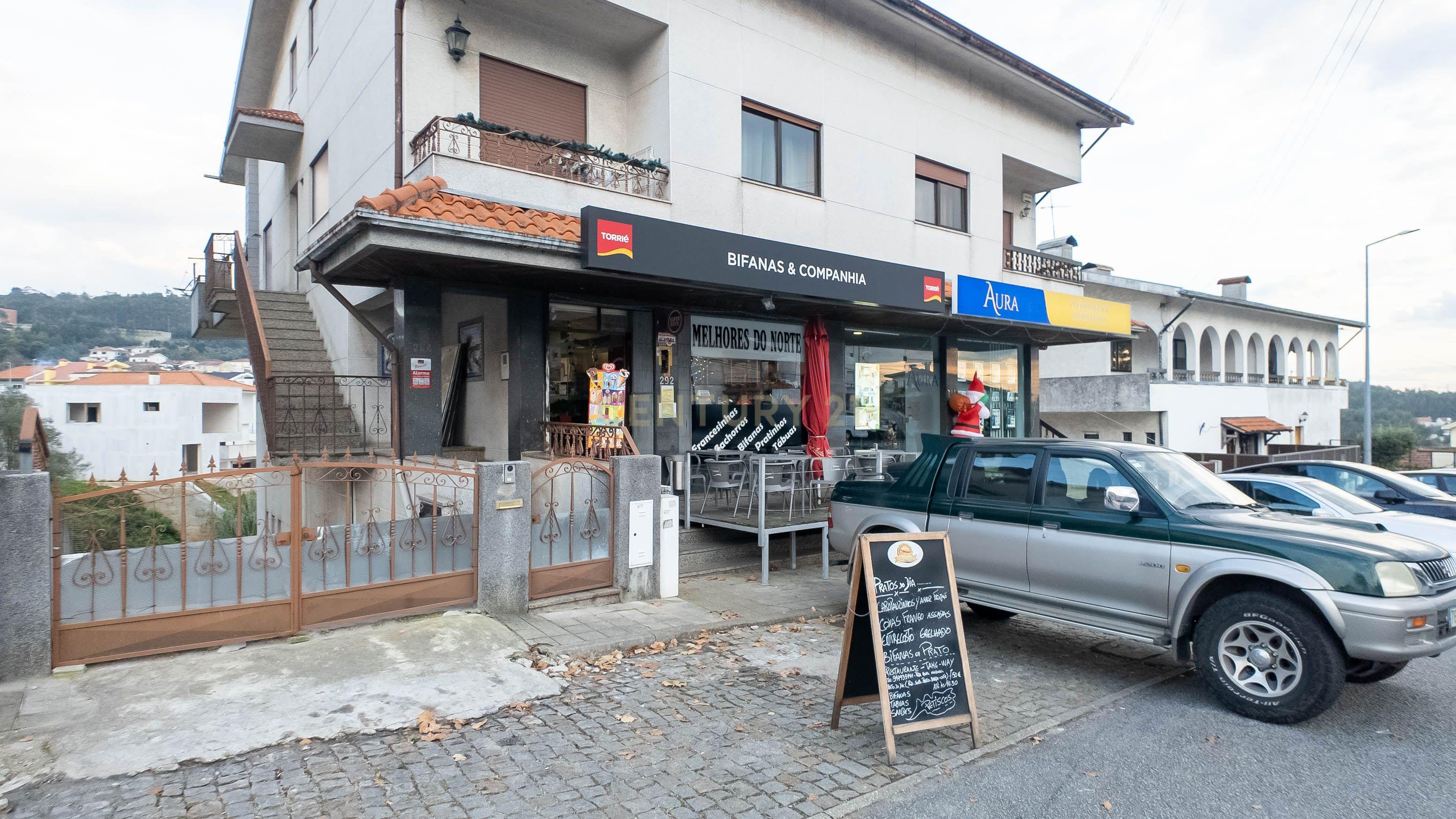 Espaço Comercial Para Venda em Gondomar - Image 1