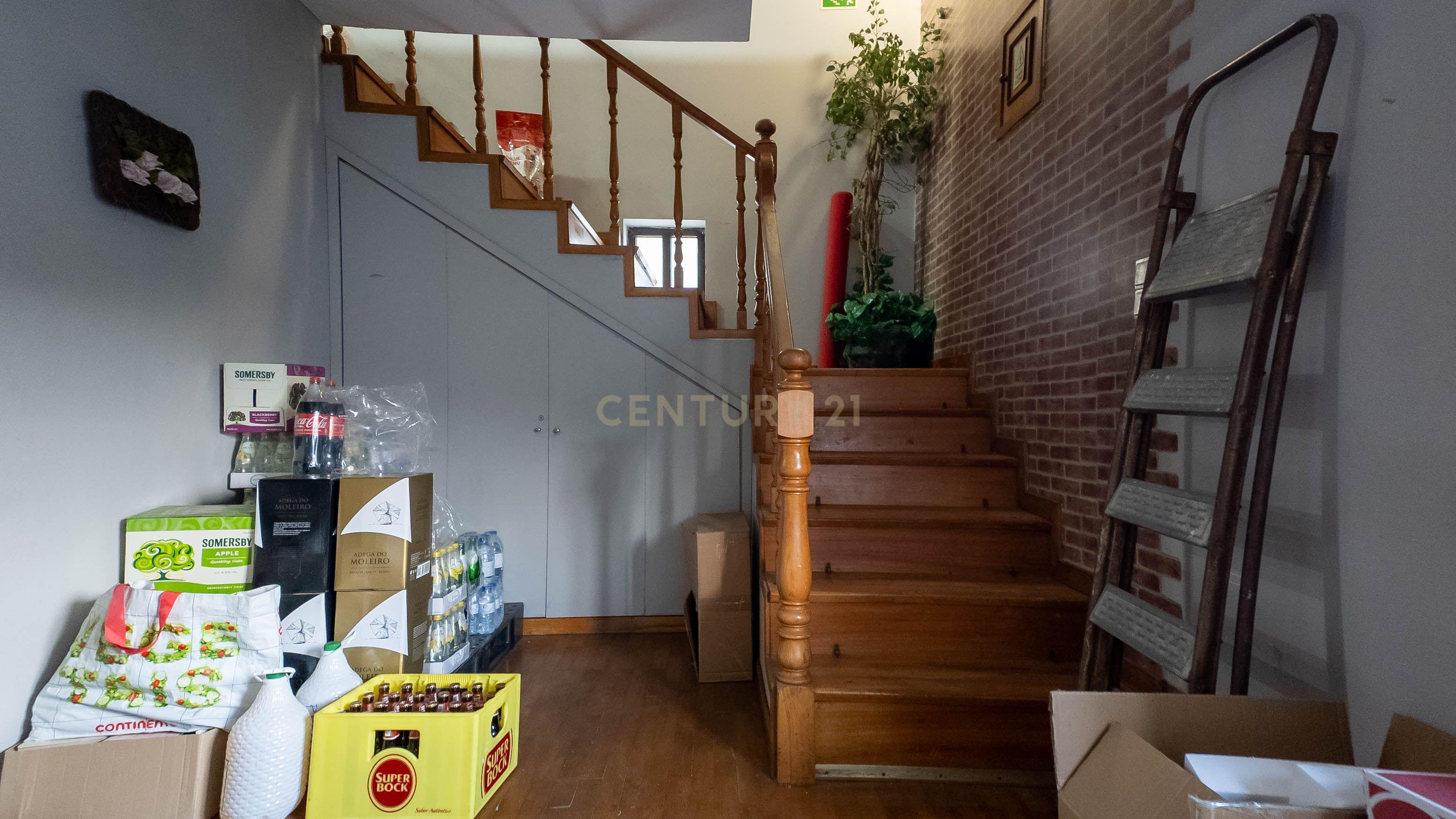 Espaço Comercial Para Venda em Gondomar - Image 13