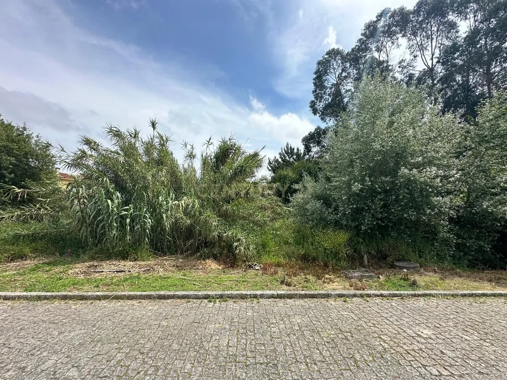 Terreno de construção com projeto aprovado em Pedroso, Vila Nova de Gaia, Porto - Image 4