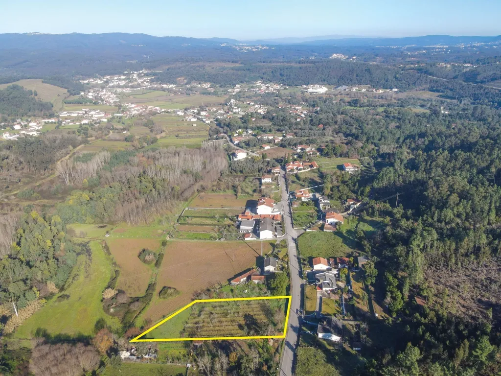 Terreno para construção com poço - Lousã - Image 10