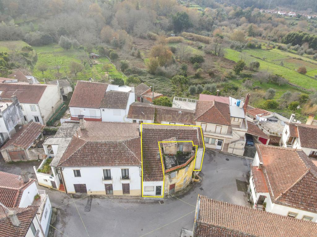 Moradia T2 - Vila Nova (Miranda do Corvo) - Image 16