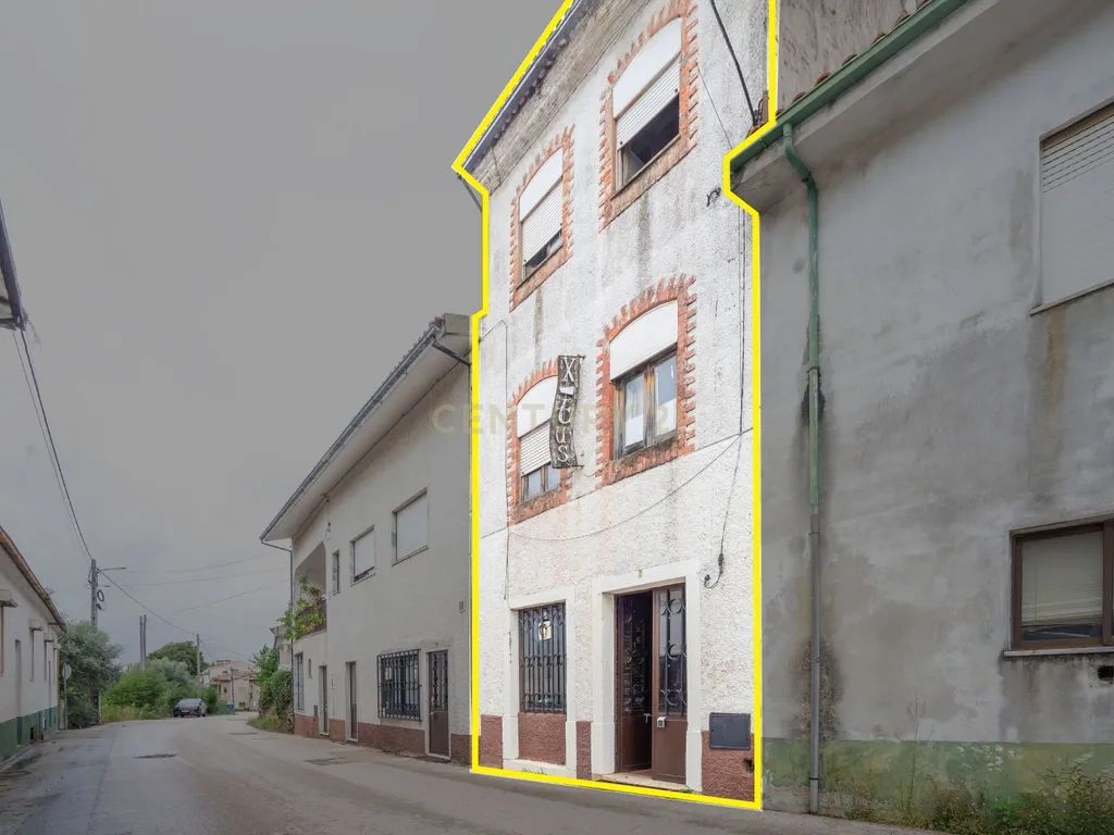 Moradia - Lousã - Image 3