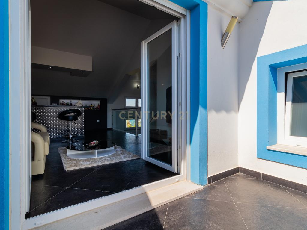 Vende 2 Moradias T2+1 - 19.000M2 de terreno - Moita - Image 23