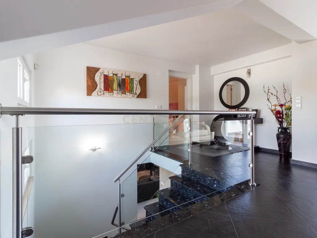 Vende 2 Moradias T2+1 - 19.000M2 de terreno - Moita - Image 22