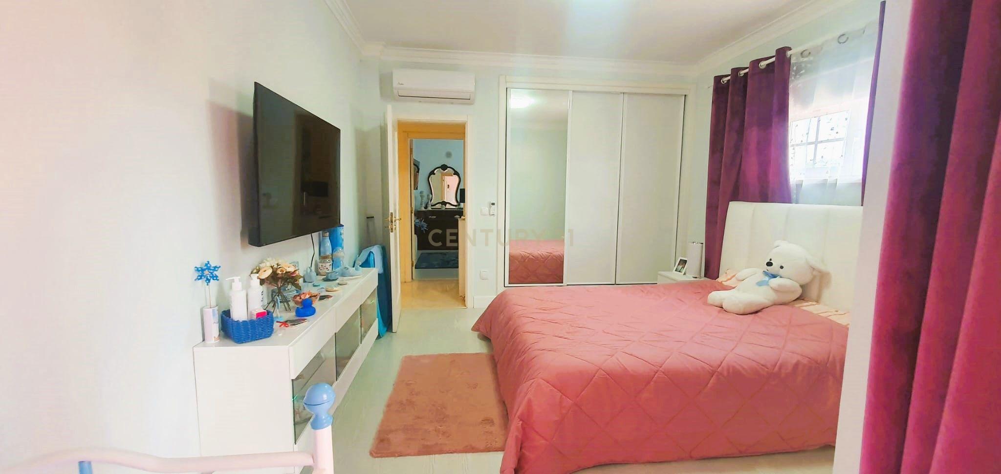 Moradia Premium Isolada situada na avenida da Verdizela ( LUXO ) - Image 17