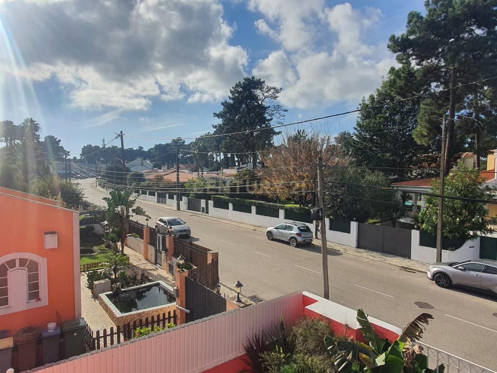 Moradia Premium Isolada situada na avenida da Verdizela ( LUXO ) - Image 29
