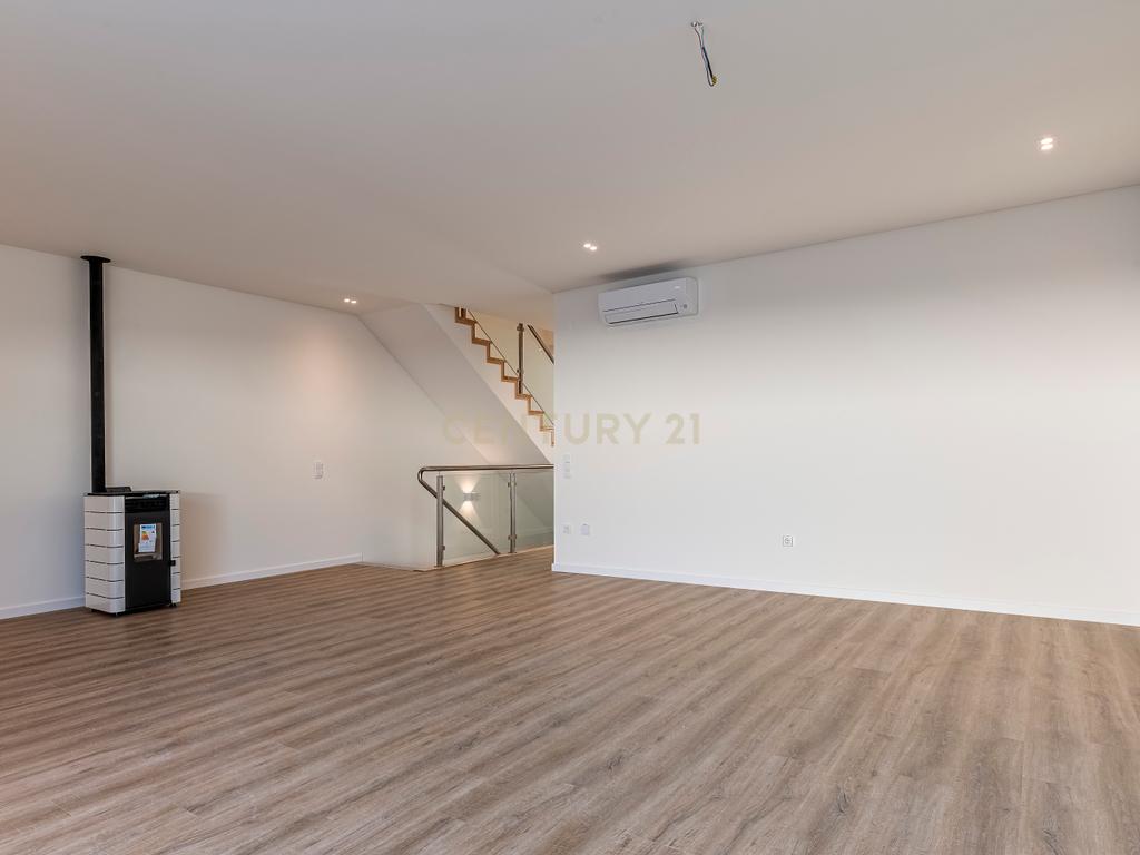Condomínio Villas Mor || Moradia T3 - Segmento de Luxo || Aveiras de Cima || OBRA NOVA - Image 31