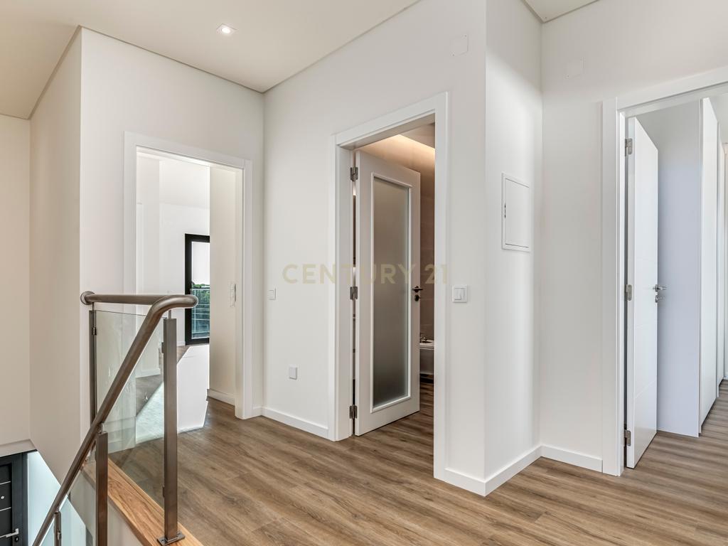Condomínio Villas Mor || Moradia T3 - Segmento de Luxo || Aveiras de Cima || OBRA NOVA - Image 24