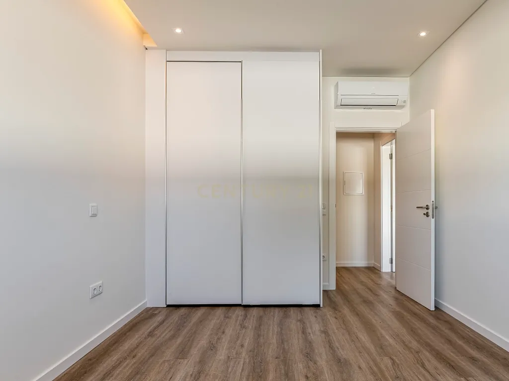 Condomínio Villas Mor || Moradia T3 - Segmento de Luxo || Aveiras de Cima || OBRA NOVA - Image 40