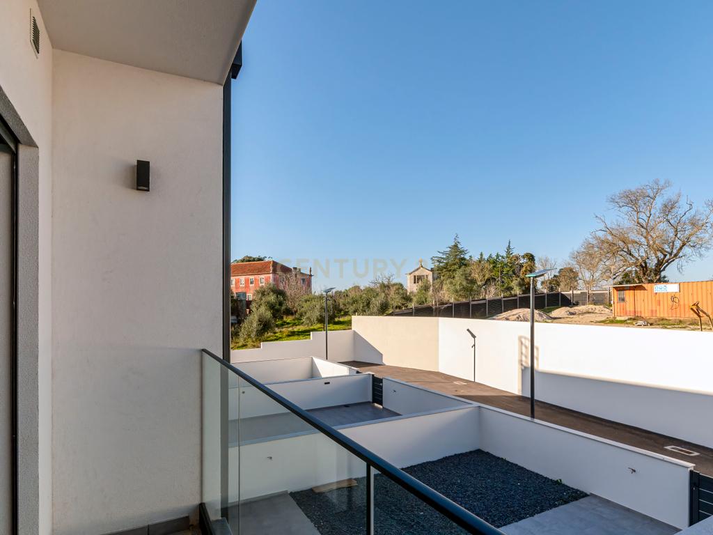 Condomínio Villas Mor || Moradia T3 - Segmento de Luxo || Aveiras de Cima || OBRA NOVA - Image 34