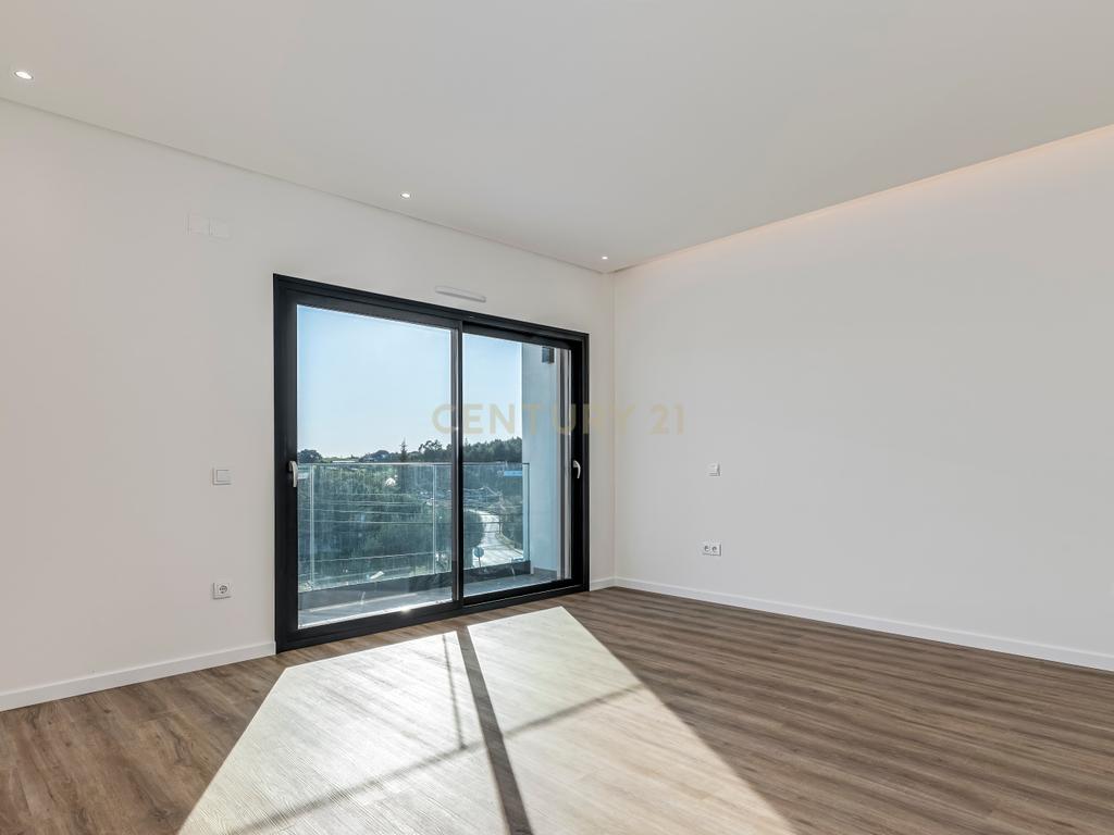 Condomínio Villas Mor || Moradia T3 - Segmento de Luxo || Aveiras de Cima || OBRA NOVA - Image 42
