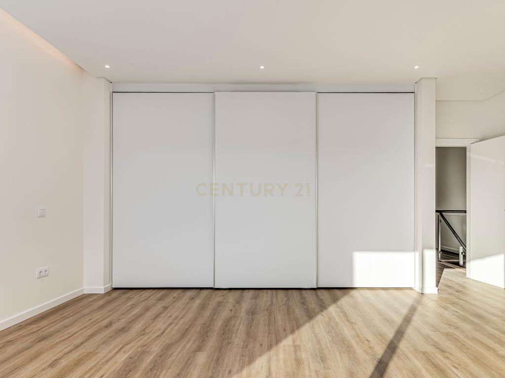 Condomínio Villas Mor || Moradia T3 - Segmento de Luxo || Aveiras de Cima || OBRA NOVA - Image 45